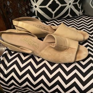 Beautiful/Classy Ferragamo leather/suede sandals!!